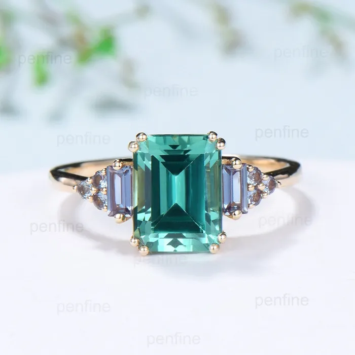 Unique Emerald Cut Green Sapphire Ring 8 Prongs Cluster Baguette Alexandrite Engagement Ring Vintage Green Crystal Wedding Ring for Women PENFINE Rings
